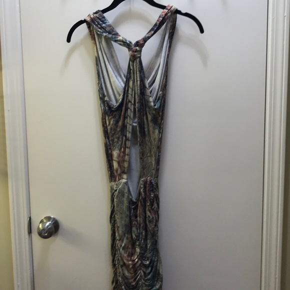 Dress - Picture 5 of 5